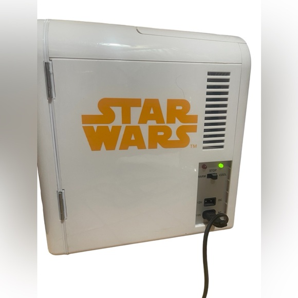 💚💚 Robe Factory Star Wars Bb-8 4L Portable Mini Fridge. WORKS PERFECT - Picture 3 of 7